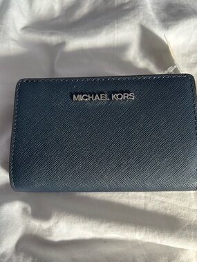 Michael Kors Navy Textured Saffiano Zip Wallet with Gold Logo